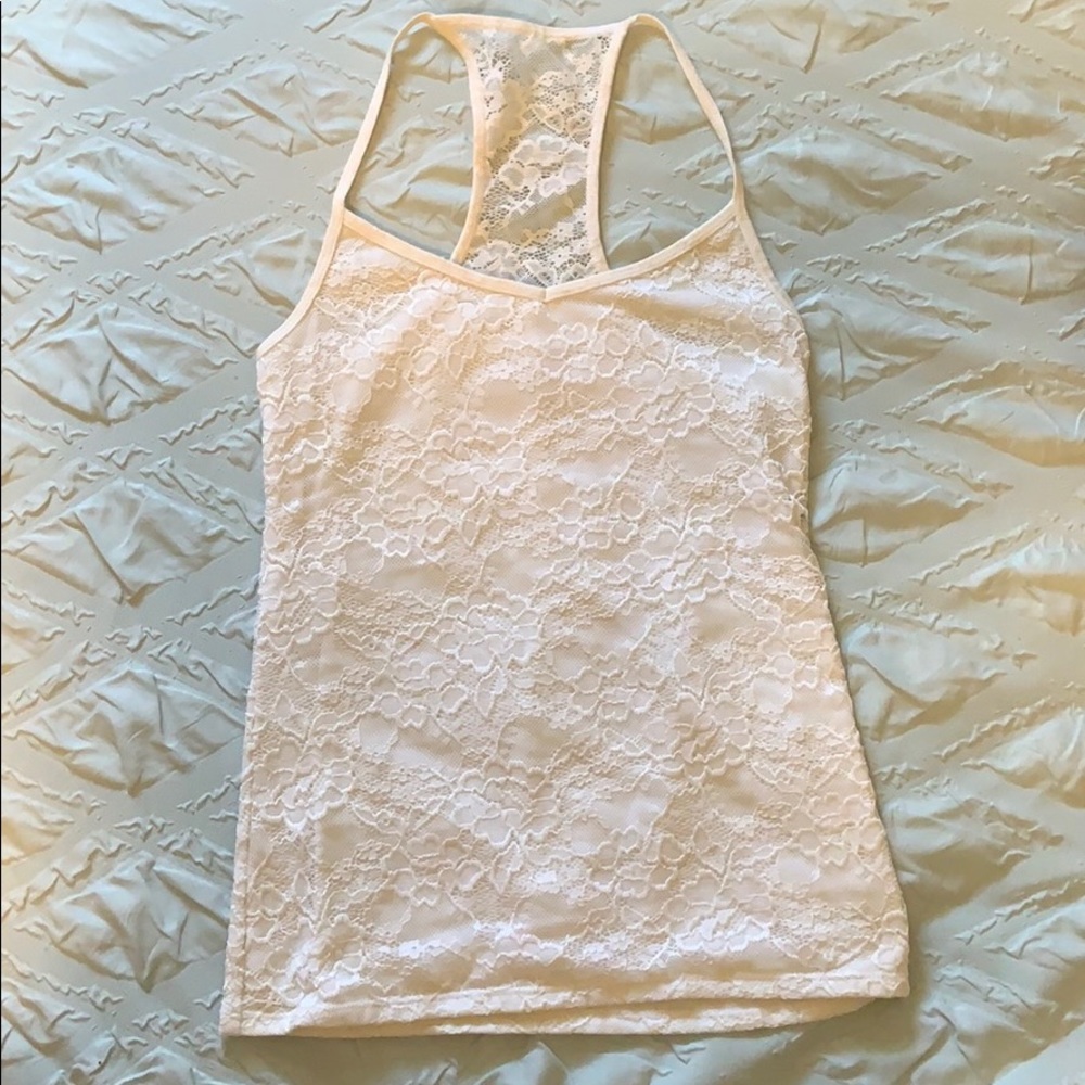 white lace tank top